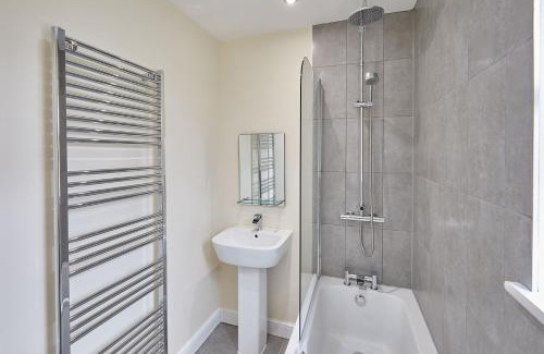 Lofthouse House | Host & Stay - Carlewell Cottage