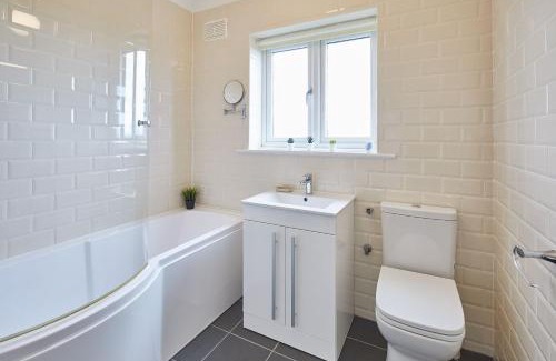 Brotton House | Host & Stay - Coach Cottage