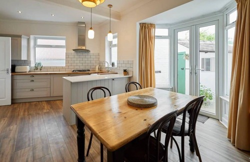 Saltburn-by-the-Sea House | Host & Stay | Sunbeam House