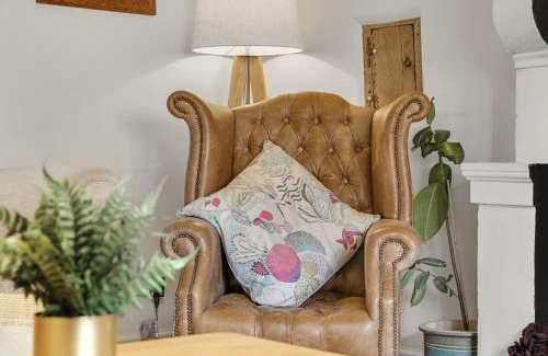 Leek House | Host & Stay - Lakeview cottage - Upper Hulme