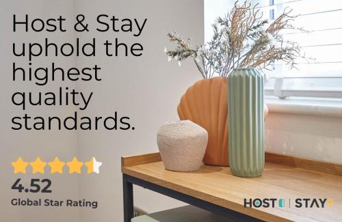 Whitby House | Host & Stay - Lemonade Arch