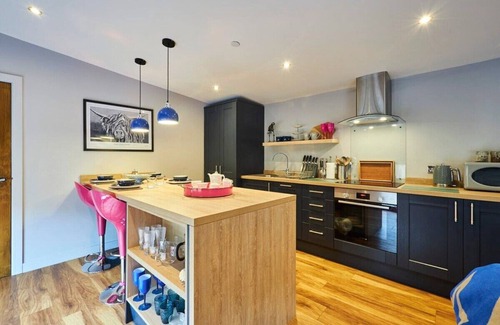 South Charlton House | Host & Stay | Ocean Blue Lodge