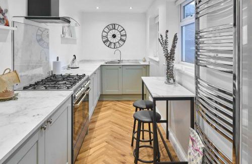 Liverpool House | Host & Stay - Railway Cottages
