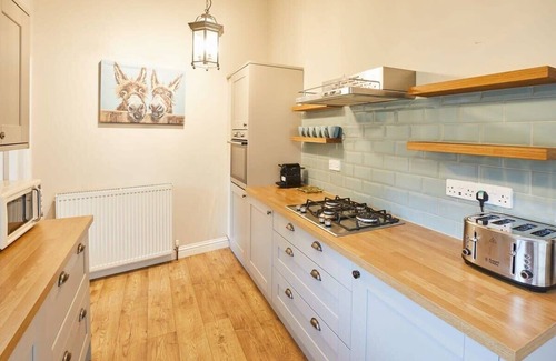 Pickering House | Host & Stay | Sixpence Cottage