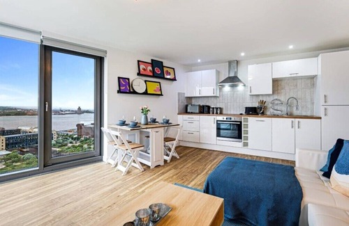 Liverpool Apartment | Host & Stay | The Baltic Hideaway