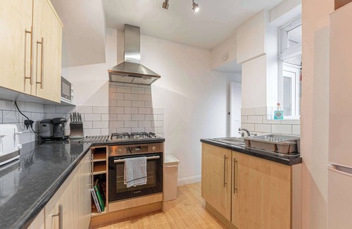 Tatenhill House | Host & Stay | The Headlands