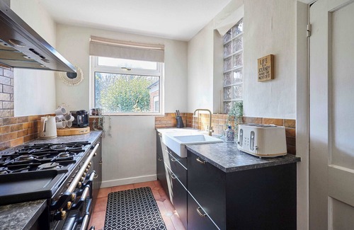 Birmingham House | Host & Stay | The Midland Nest