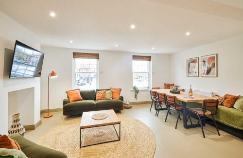 Stokesley House | Host & Stay - The Warren
