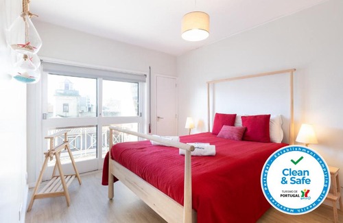 Leixões Apartment | Host Wise - Trendy Bright Flats with Jacuzzi - 5 min Beach