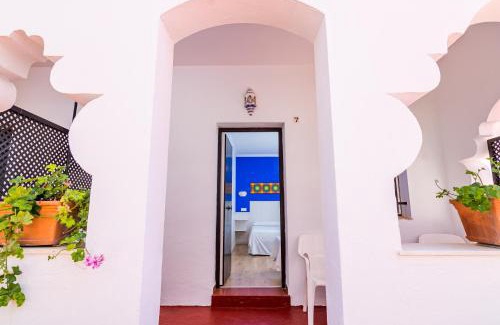 Zahora House | Hostal Alhambra