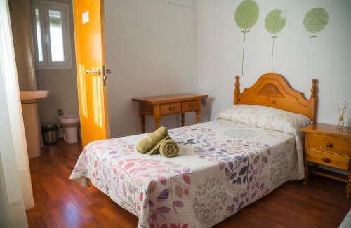 Baza House | HOSTAL CACHE