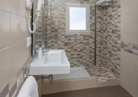 Sant Antoni de Portmany House | Hostal Cervantes