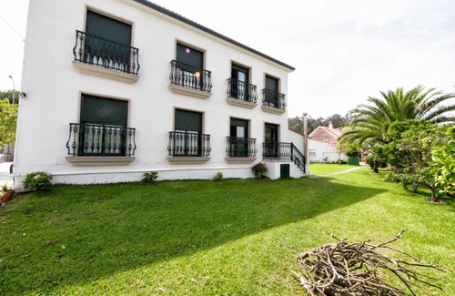Ardia House | Hostal Devesas