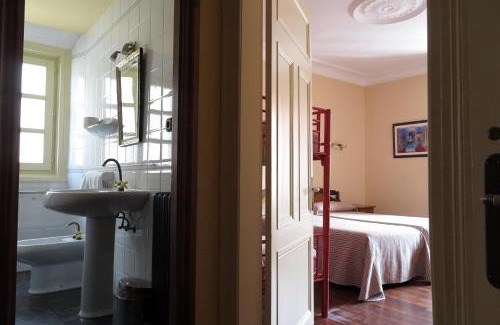 Comillas House | Hostal Esmeralda