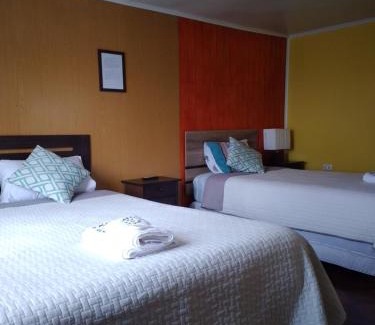 Puerto Natales Bed & Breakfast | hostal geminis ,phillipi 653 centro