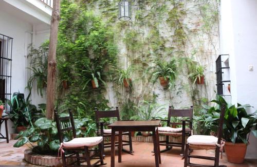 Chipiona House | Hostal Gran Capitan