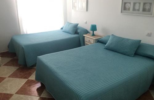 Fuengirola House | Hostal Jomarijo