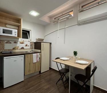Ceuta Apartment | Hostal La Perla Del Hacho