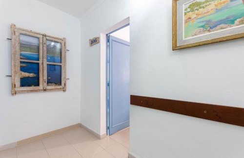 Es Pelats House | Hostal Marina