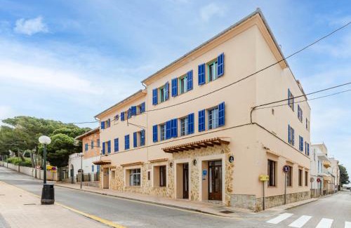 Es Pelats House | Hostal Marina