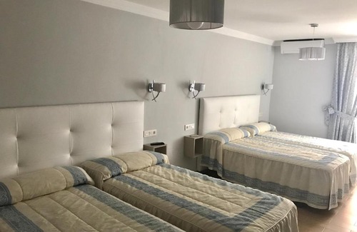 Almunecar House | Hostal Plaza Damasco