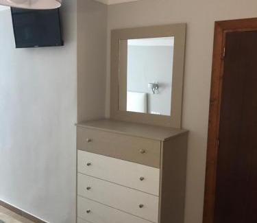 Almunecar House | Hostal Plaza Damasco