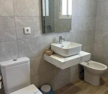 Chipiona House | Hostal Quinto Pino