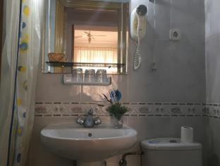 Huertas House | Hostal R. Lido