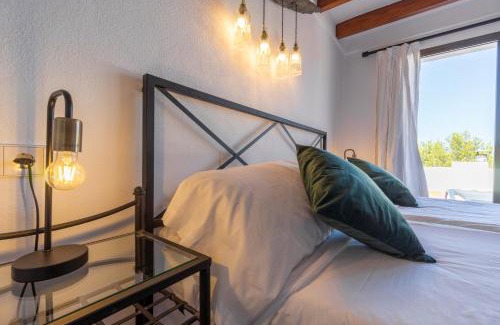 Santa Eulalia del Rio House | Hostal Restaurante Pou des Lleó