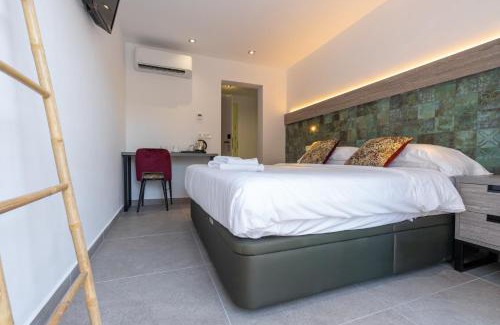 Santa Eulalia del Rio House | Hostal Restaurante Pou des Lleó