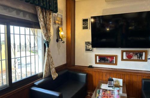 Arquillos Hotel | Hostal Restaurante La Noria