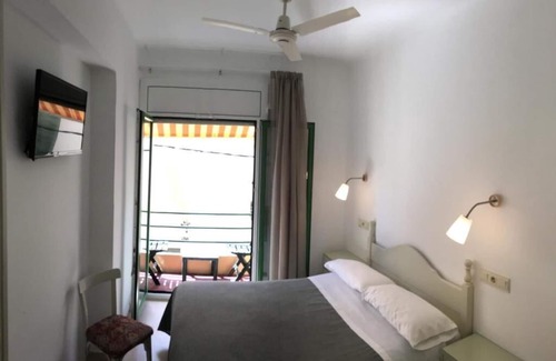 Roses Town Center House | Hostal Rom