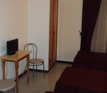 Campillos House | Hostal San Francisco