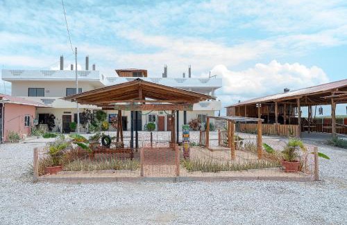 Playas House | HostaSuites Mijinn