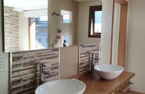 San Carlos de Bariloche Hotel | Hostería Antu Kuyen