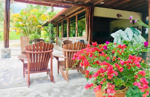 Zamora Chinchipe Hotel | Hostería Tierra Dorada