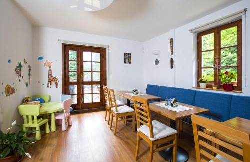 Harrachov Hotel | Hotýlek pod smrkem