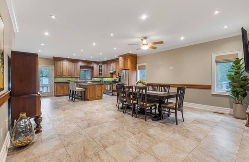 Wasaga Beach House | Hot March Deal at the Perfect Getaway