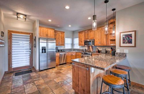 Bear Hollow Village House | Hot Tub, 2 Mi to Cabriolet Lift Family Mtn Escape