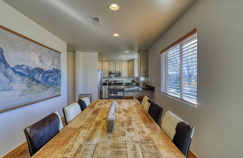 Pagosa Springs House | HOT TUB + AC l Family Getaway l Pet Friendly l 4 Bedrooms