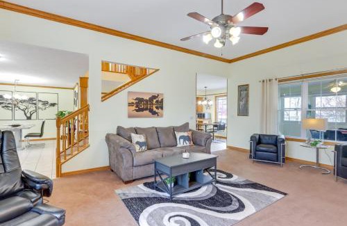 Eureka Springs House | Hot Tub and Deck Holiday Island Fairway Estate