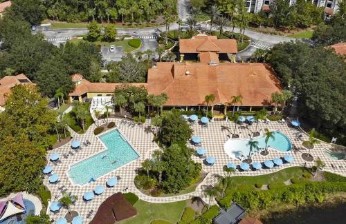 West Kissimmee House | HOT TUB and free clubhouse 3 5mi from Disney