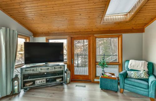 Lake Lure House | Hot Tub and Mtn Views! Rumbling Bald Resort Cabin