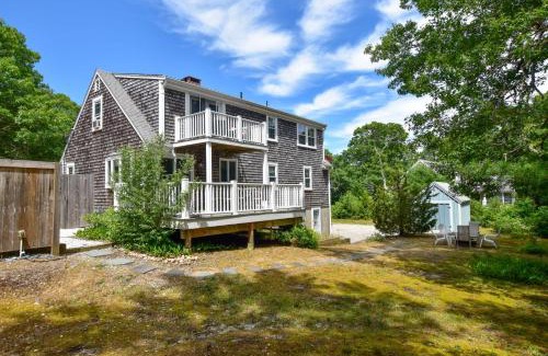Eastham House | Hot Tub Central A C Dog Friendly