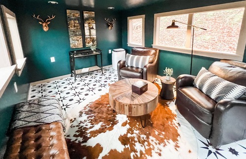 Dandridge Cabin | Hot tub, Cigar Room, Lakefront 4 Bedroom Cabin Fire-pit, Summer Dock & Games