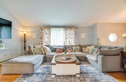 Tobyhanna House | Hot Tub, Fire Pit and Resort Perks Tobyhanna Home!