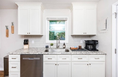 Southeast Raleigh House | Hot Tub Fire Pit Oasis | 3mi to Downtown
