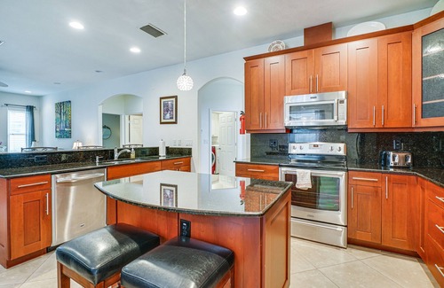 Caloosahatchee House | Hot Tub + Fire Pit: Spacious Cape Coral Oasis!