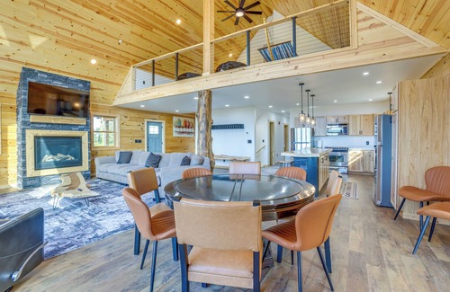 McHenry Cabin | Hot Tub + Game Room: Mtn Cabin in Deep Creek Lake