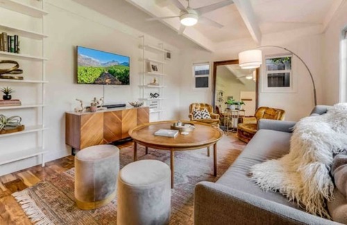 Montgomery Village House | Hot Tub & Heated Pool at Mid Century Modern Home
